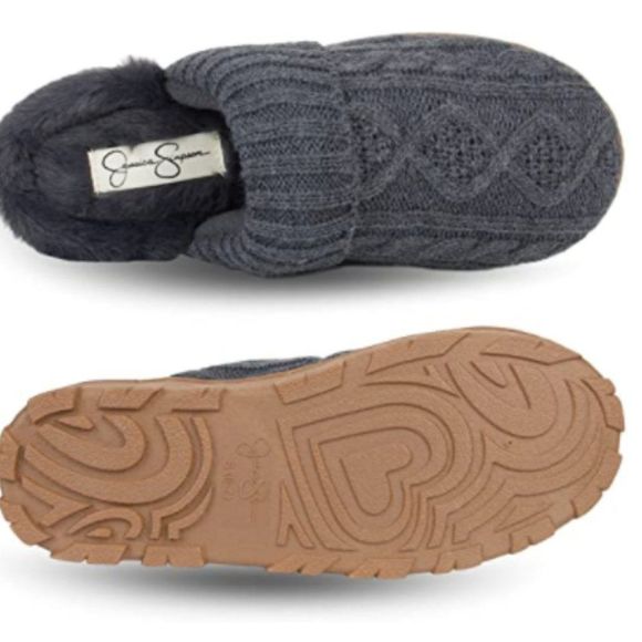 Jessica Simpson Women's Soft Cable Knit Slippers with Indoor/Outdoor Sole - Picture 3 of 6
